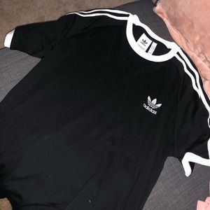 Men’s Adidas t-shirt